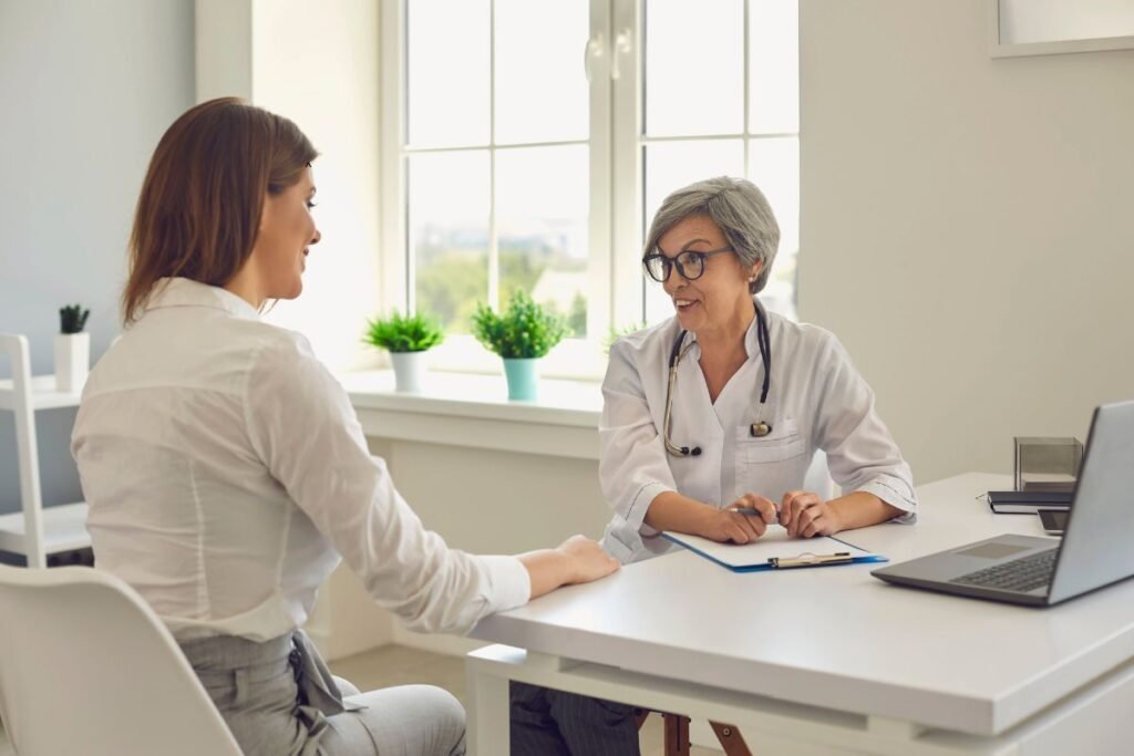 Devo falar ao meu médico que pratico sexo anal?