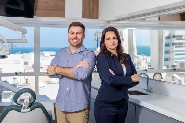 Entrevista com Dr. Fabio Barros e Dra. Carolina Peron no quadro "Fala Doutor"